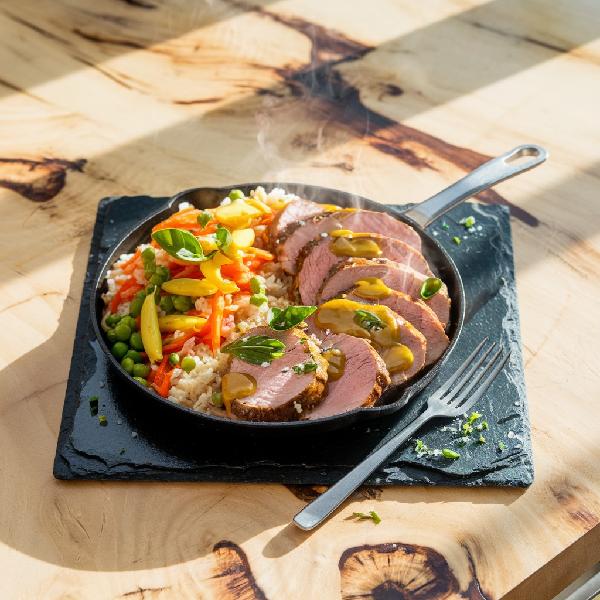 Filet de porc, marinade miel et basilic, jardiniere de légumes 400 g