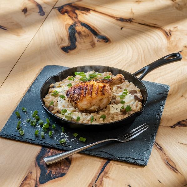 1D2 SIGNATURE - Cuisse de poulet, risotto d'orge aux champignons et brie 600 g