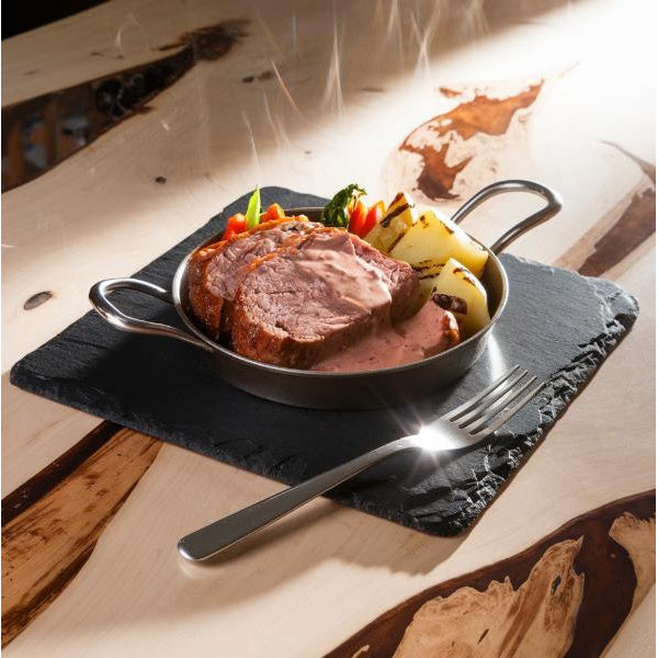 2 PLATS - Pain de viande sauce rouge, patates roties EN PROMOTION  800 g